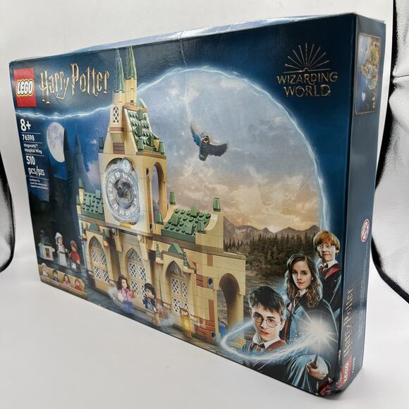 LEGO Harry Potter: Hogwarts Hospital Wing (76398) 510 Pcs Retired Damaged Box - Picture 8 of 8